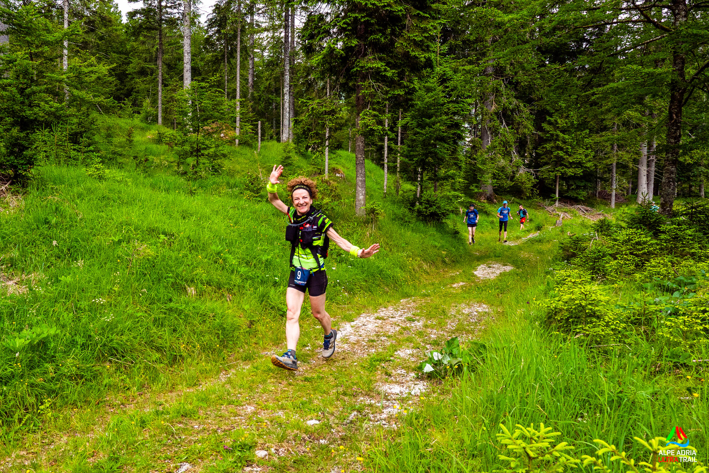 Atleta in corsa nella Val Saisera — Alpe Adria Ultra Trail Summer 2026
